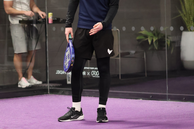 What should you wear for padel in autumn and winter?